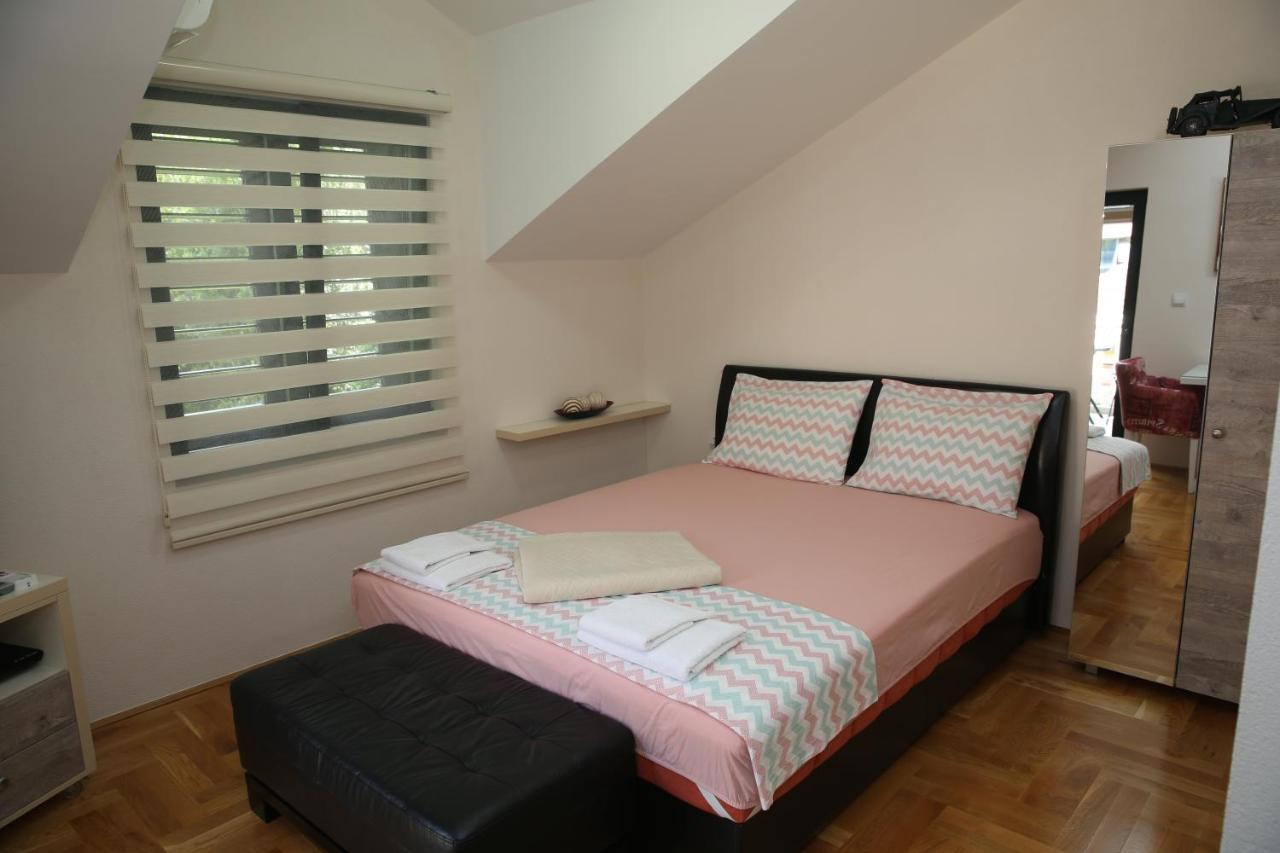 Apartmani Dijana 2 코토르 외부 사진